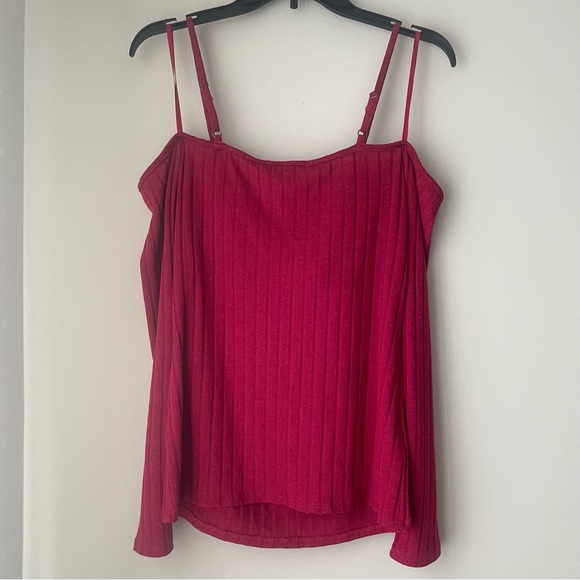 BCBGMAXAZRIA Red Cold Shoulder Knit Top Size Medium - Picture 3 of 8